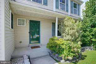 103 Green Meadow Cir, Townsend, DE 19734 - Photo 2