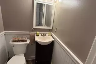 4704 Weatherhill Dr, Wilmington, DE 19808 - Photo 8
