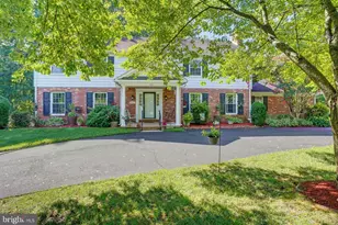 301 Caravel Dr, Bear, DE 19701 - Photo 2