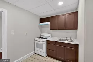 617 W 9th St, Wilmington, DE 19801 - Photo 8