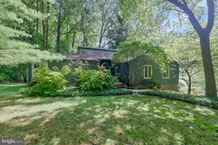 10 Cinnamon Dr, Hockessin, DE 19707 - Photo 1