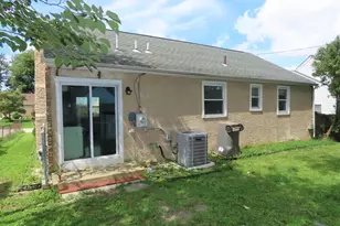 32 Paul Rd, New Castle, DE 19720 - Photo 2