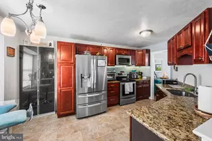 100 Britain Ct, Newark, DE 19702 - Photo 8