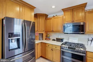 2306 Alister Dr, Wilmington, DE 19808 - Photo 12