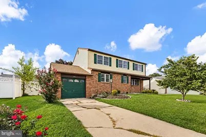 34 Saratoga Drive, New Castle, DE 19720 - Photo 2