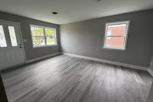 225 Bassett Ave, New Castle, DE 19720 - Photo 2
