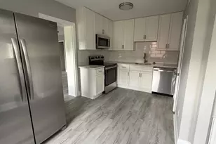 225 Bassett Ave, New Castle, DE 19720 - Photo 4