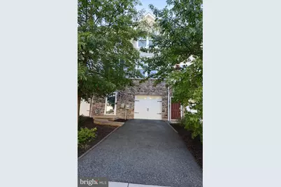 225 W General Grey Court, Newark, DE 19702 - Photo 1
