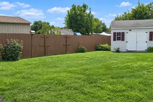 12 Rogers Cir, Newark, DE 19702 - Photo 8