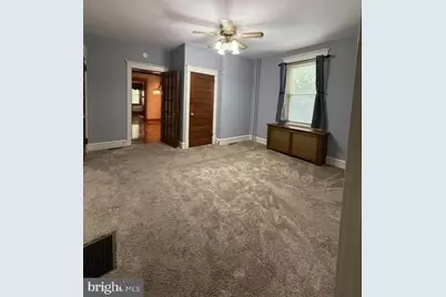 1402 W 8th #1, Wilmington, DE 19806 - Photo 6