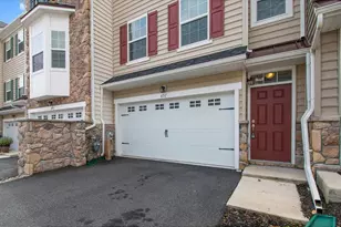 657 Jacobsen Cir, Newark, DE 19702 - Photo 2