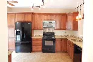862 N Waterford Ln, Wilmington, DE 19808 - Photo 10