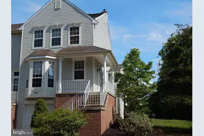 862 N Waterford Lane, Wilmington, DE 19808 - Photo 1