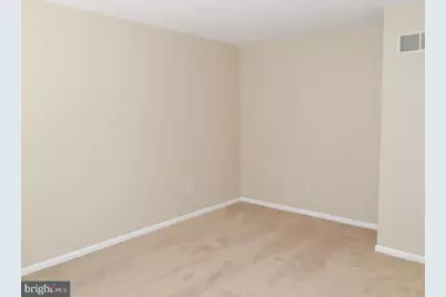 862 N Waterford Lane, Wilmington, DE 19808 - Photo 16