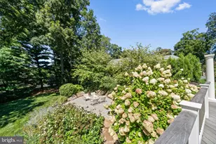 7 Lakewood Cir, Newark, DE 19711 - Photo 2