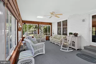 821 N Country Club Dr, Newark, DE 19711 - Photo 44