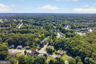 821 N Country Club Dr, Newark, DE 19711 - Photo 110