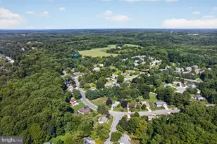821 N Country Club Dr, Newark, DE 19711 - Photo 120