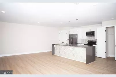 216 W 9th Street #301, Wilmington, DE 19801 - Photo 2