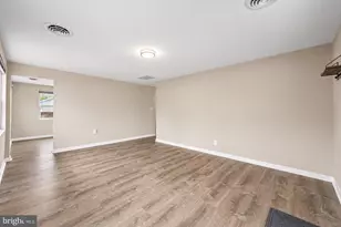 318 Elwood Pl, New Castle, DE 19720 - Photo 4