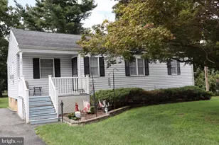 527 Connell Dr, Bear, DE 19701 - Photo 1