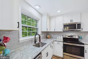 545 E Hanna Dr, Newark, DE 19702 - Photo 18