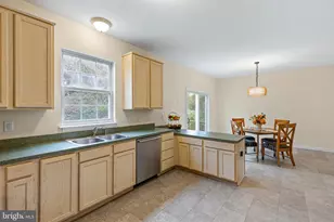 122 W Harvest Dr, New Castle, DE 19720 - Photo 14