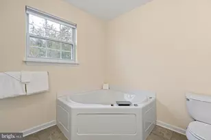 122 W Harvest Dr, New Castle, DE 19720 - Photo 34