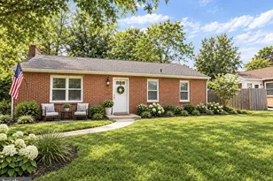 706 S College Ave, Newark, DE 19713 - Photo 2