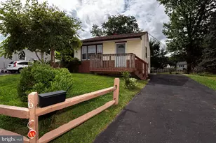 6 Abson Dr, New Castle, DE 19720 - Photo 1