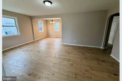 727 Woodtop Road, Wilmington, DE 19804 - Photo 6
