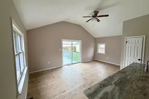 727 Woodtop Rd, Wilmington, DE 19804 - Photo 8