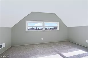 402 Elderfield Rd, Newark, DE 19713 - Photo 14