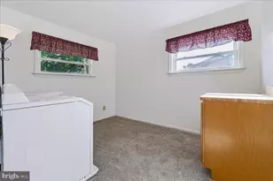 402 Elderfield Rd, Newark, DE 19713 - Photo 12