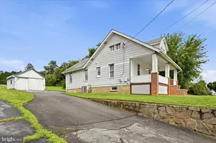 19 W Main St, Christiana, DE 19702 - Photo 2