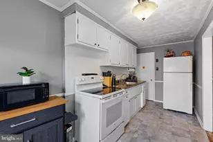1203 Maple Ave, Elsmere, DE 19805 - Photo 12