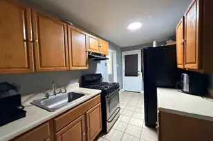3082 W Court Ave, Claymont, DE 19703 - Photo 12
