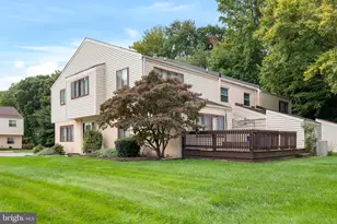 1802 Chelmsford Cir, Newark, DE 19713 - Photo 2
