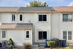 110 Aidone Ln, New Castle, DE 19720 - Photo 2