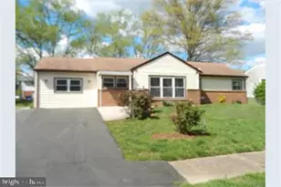 37 Weer Cir, Wilmington, DE 19808 - Photo 1