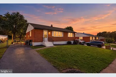 32 Tiverton Circle, Newark, DE 19702 - Photo 1