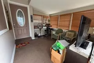 729 Woodtop Rd, Wilmington, DE 19804 - Photo 2