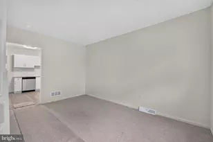 730 Clark St, New Castle, DE 19720 - Photo 8