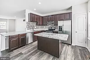 792 Jacobsen Cir, Newark, DE 19702 - Photo 10
