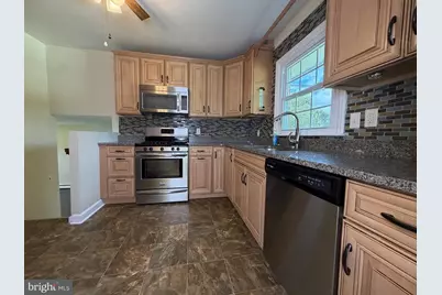 1111 McKennans Church Road, Wilmington, DE 19808 - Photo 2