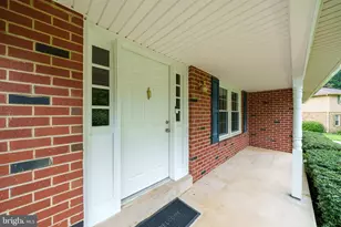 2633 Kimbrough Dr, Wilmington, DE 19810 - Photo 2