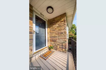 202 Alders Drive, Wilmington, DE 19803 - Photo 2