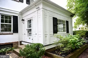 30 Bedford Ct, Wilmington, DE 19805 - Photo 6