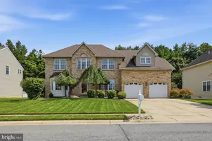 31 E Moyer Dr, Bear, DE 19701 - Photo 1