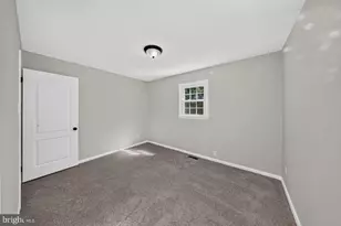 7 McGaughy Dr, New Castle, DE 19720 - Photo 34